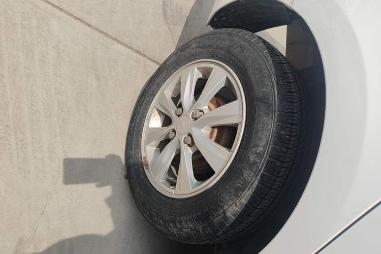 Used Chevrolet Sail 2015 Sail 3 1.3L Manual Ideal Edition Right Rear Wheel Hub