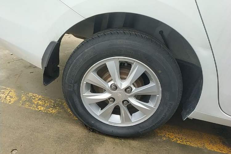 Used Chevrolet Sail 2015 Sail 3 1.5L Manual with Ideal Sunroof Edition Right Rear Wheel Hub