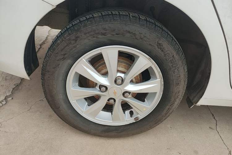 Used Chevrolet Sail 2015 Sail 3 1.3L Manual Ideal Edition Right Rear Wheel Hub