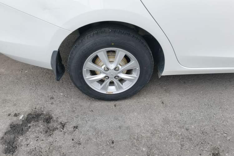 Used Chevrolet Sail 2015 Sail 3 1.5L Manual with Ideal Sunroof Edition Right Rear Wheel Hub