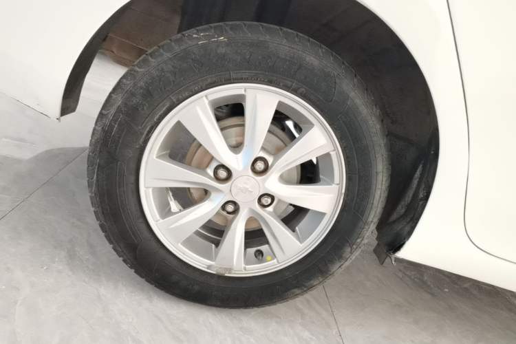 Used Chevrolet Sail 2015 Sail 3 1.3L Manual Ideal Edition Right Rear Wheel Hub
