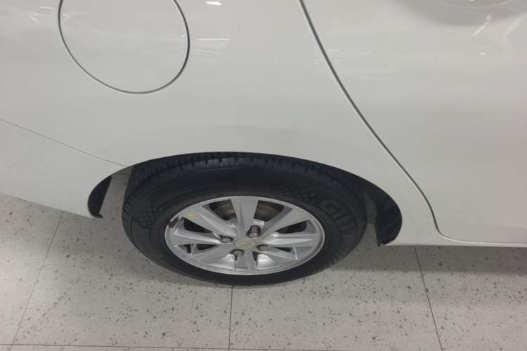 Used Chevrolet Sail 2015 Sail 3 1.3L Manual Ideal Edition Right Rear Wheel Hub