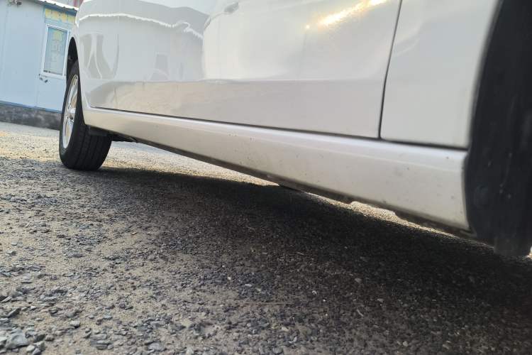 Used Chevrolet Sail 2015 Sail 3 1.3L AMT Ideal Edition Right Side Sill