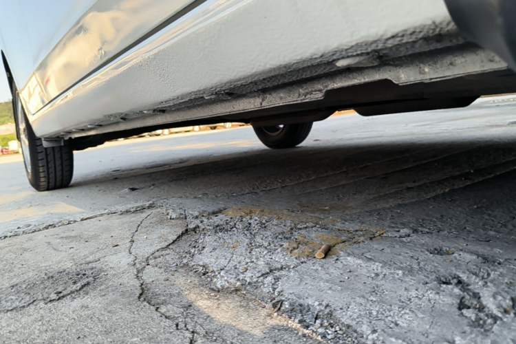 Used Chevrolet Sail 2015 Sail 3 1.3L AMT Ideal Edition Right Side Sill