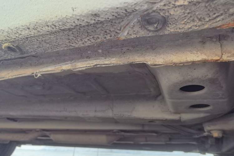 Used Chevrolet Sail 2015 Sail 3 1.3L AMT Ideal Edition Right Side Sill