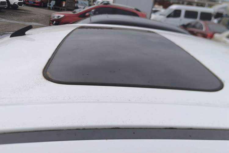 Used Chevrolet Sail 2015 Sail 3 1.5L Manual with Ideal Sunroof Edition Roof
