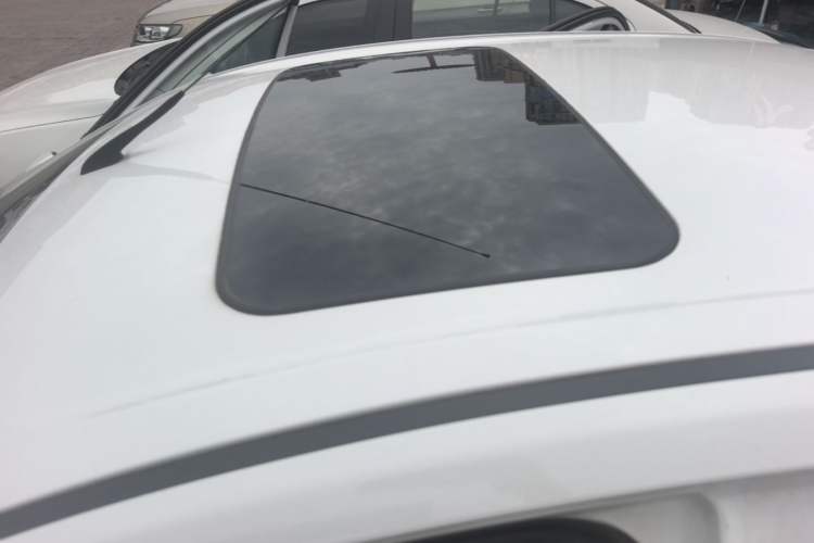 Used Chevrolet Sail 2015 Sail 3 1.5L Manual with Ideal Sunroof Edition Roof