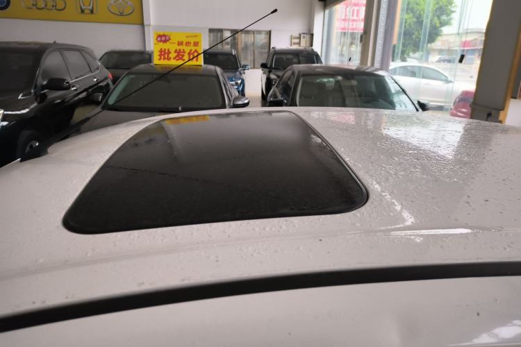 Used Chevrolet Sail 2015 Sail 3 1.5L Manual with Ideal Sunroof Edition Roof