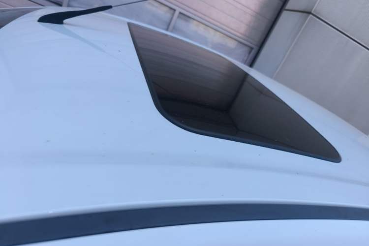 Used Chevrolet Sail 2015 Sail 3 1.5L Manual with Ideal Sunroof Edition Roof