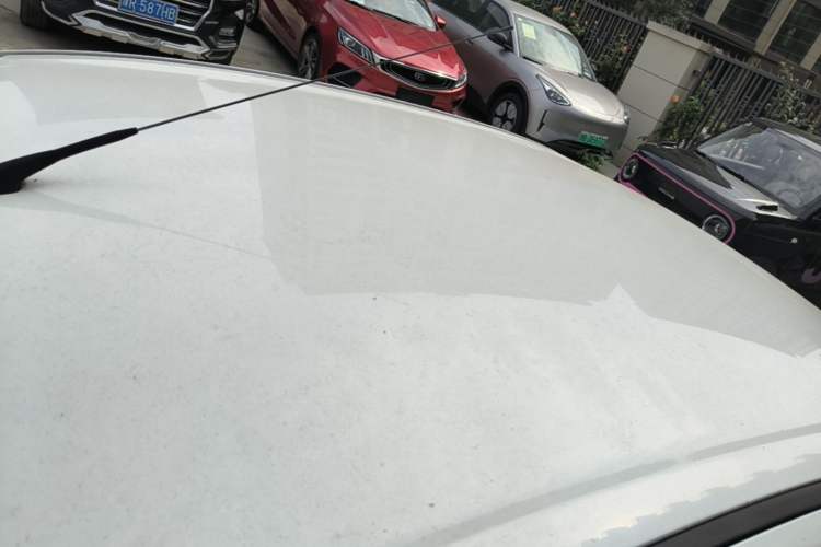 Used Chevrolet Sail 2015 Sail 3 1.3L AMT Ideal Edition Roof