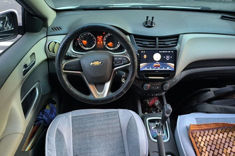 Used Chevrolet Sail 2015 Sail 3 1.5L AMT Happiness Sunroof Edition Steering Wheel