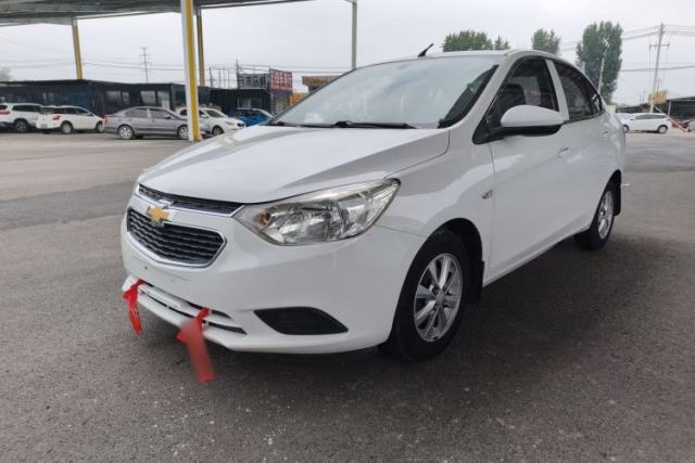 Ojetý Chevrolet Sail 2015 Sail 3 1.5L Manual with Ideal Sunroof Edition