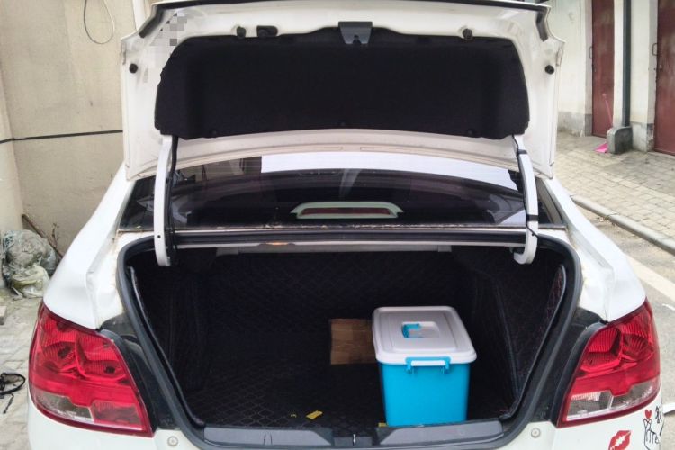 Used Chevrolet Sail 2015 Sail 3 1.3L AMT Ideal Edition Trunk
