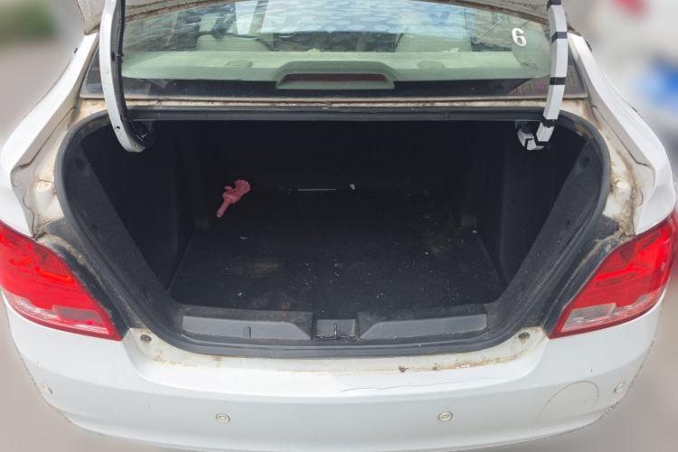 Used Chevrolet Sail 2015 Sail 3 1.3L AMT Ideal Edition Trunk