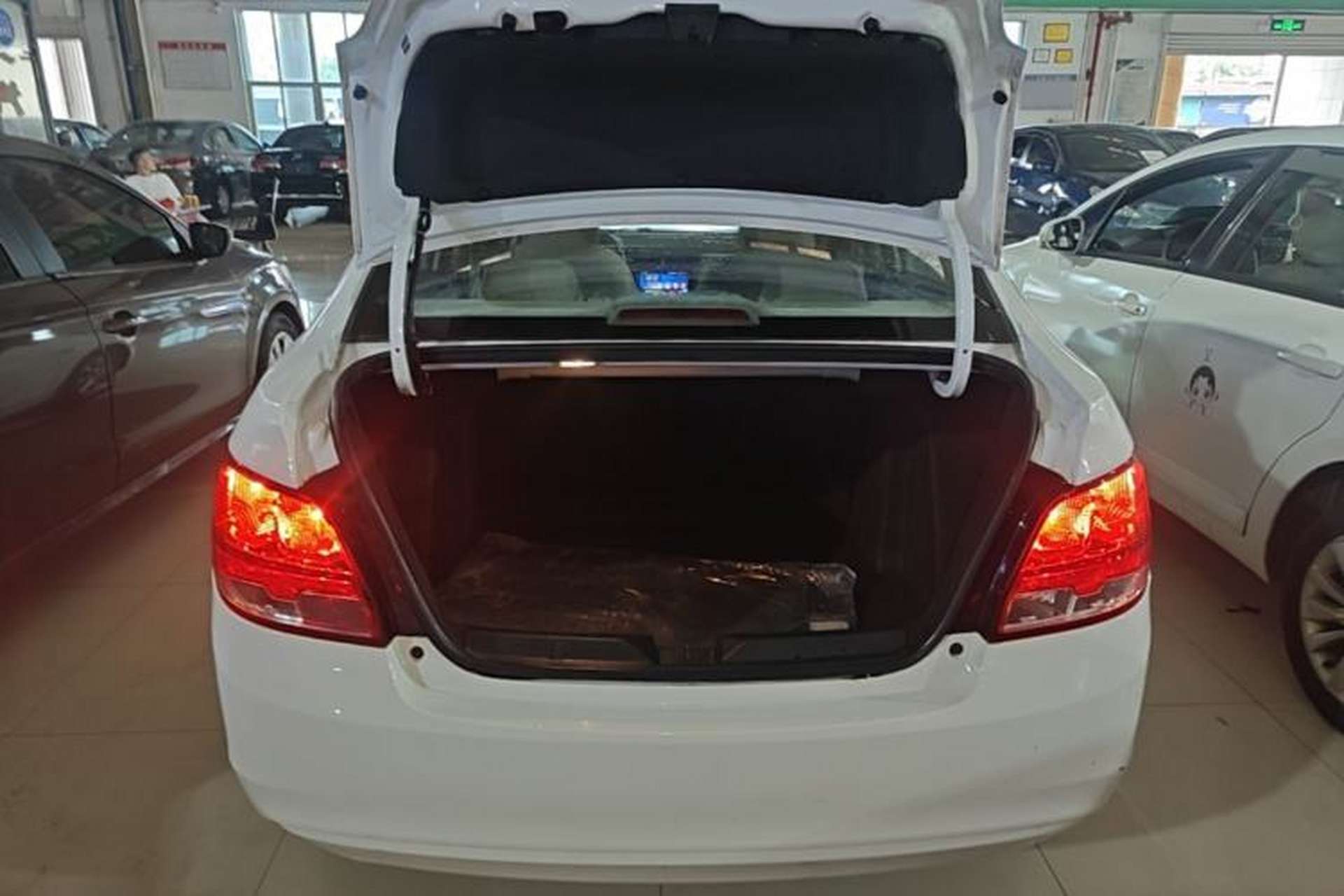 Used Chevrolet Sail 2015 Sail 3 1.5L Manual with Ideal Sunroof Edition Trunk