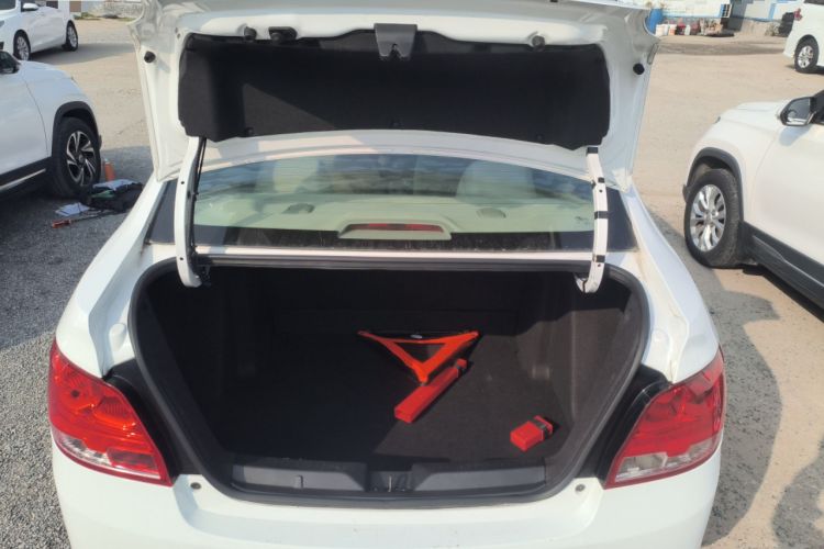 Used Chevrolet Sail 2015 Sail 3 1.3L AMT Ideal Edition Trunk
