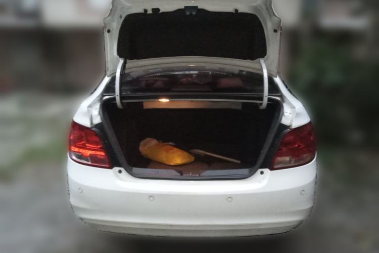 Used Chevrolet Sail 2015 Sail 3 1.3L AMT Ideal Edition Trunk