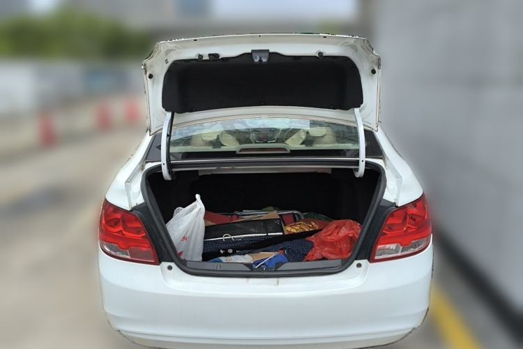 Used Chevrolet Sail 2015 Sail 3 1.3L AMT Ideal Edition Trunk