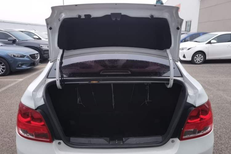 Used Chevrolet Sail 2015 Sail 3 1.5L Manual with Ideal Sunroof Edition Trunk