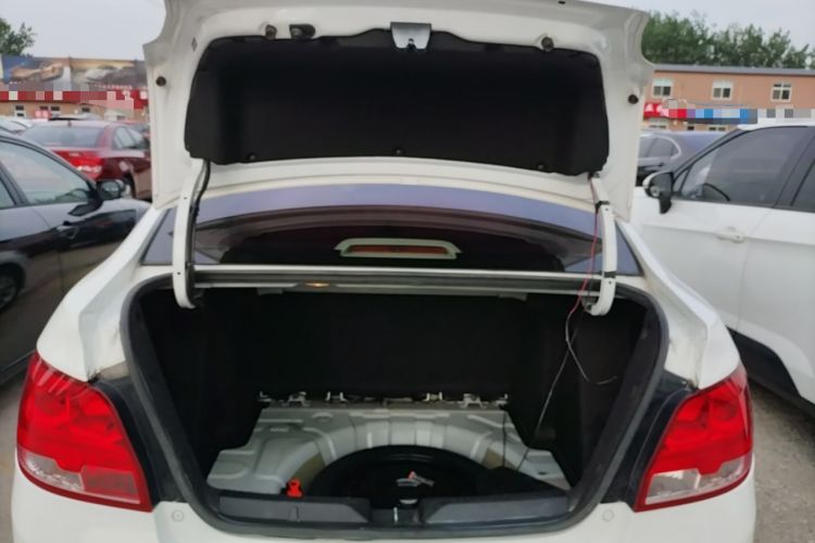 Used Chevrolet Sail 2015 Sail 3 1.5L Manual with Ideal Sunroof Edition Trunk
