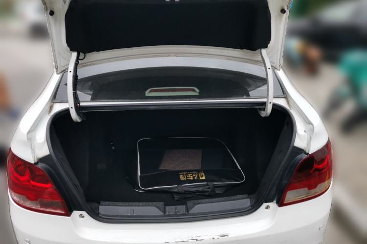 Used Chevrolet Sail 2015 Sail 3 1.3L AMT Ideal Edition Trunk