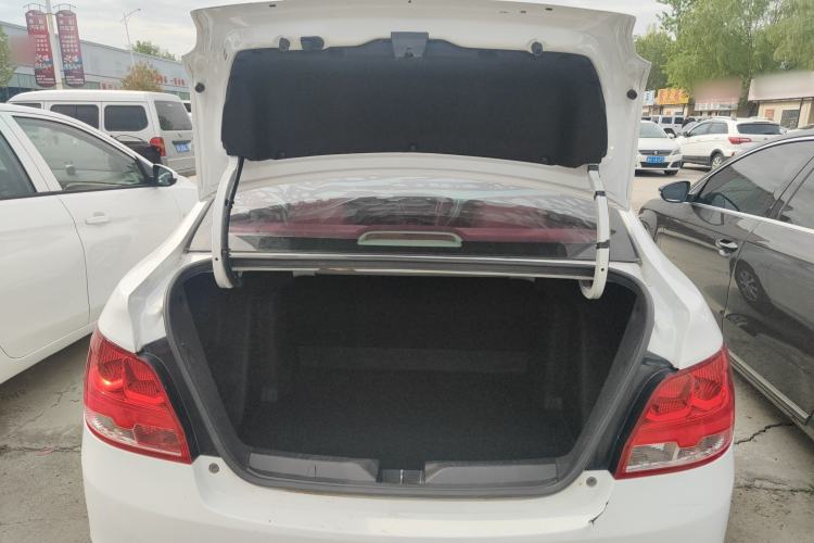 Used Chevrolet Sail 2015 Sail 3 1.5L Manual with Ideal Sunroof Edition Trunk