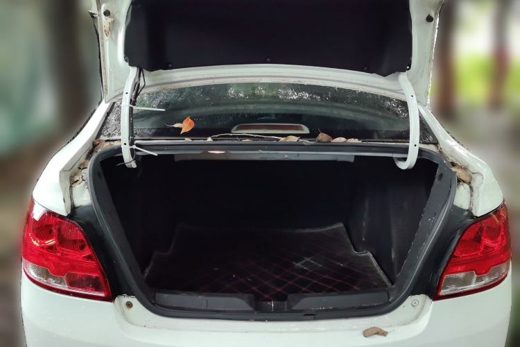 Used Chevrolet Sail 2015 Sail 3 1.5L Manual with Ideal Sunroof Edition Trunk