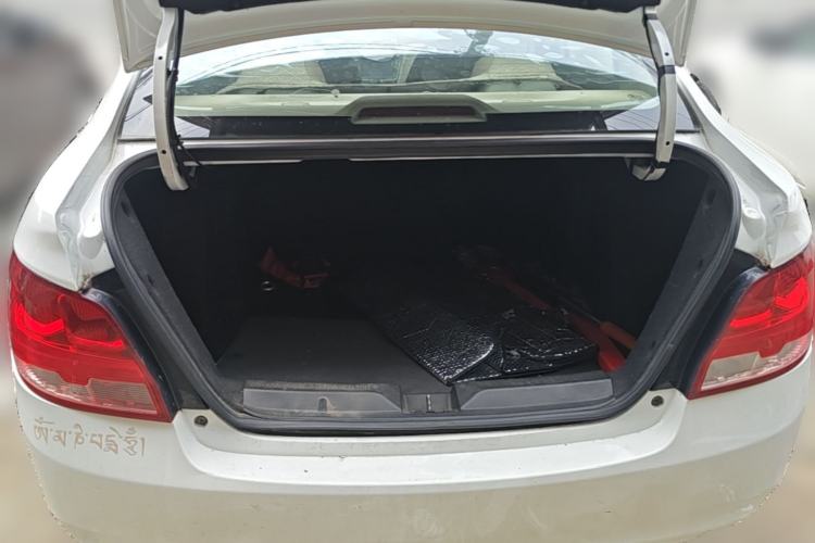 Used Chevrolet Sail 2015 Sail 3 1.3L AMT Ideal Edition Trunk