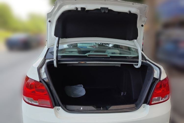 Used Chevrolet Sail 2015 Sail 3 1.5L Manual with Ideal Sunroof Edition Trunk
