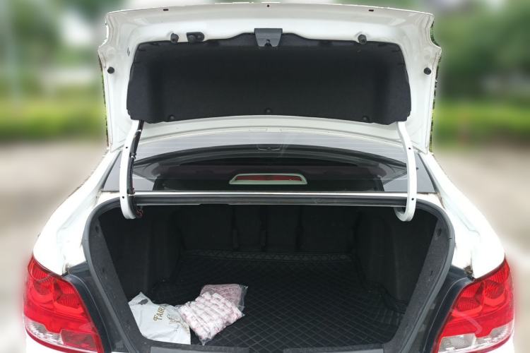 Used Chevrolet Sail 2015 Sail 3 1.5L Manual with Ideal Sunroof Edition Trunk