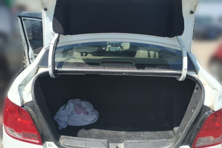 Used Chevrolet Sail 2015 Sail 3 1.5L Manual with Ideal Sunroof Edition Trunk