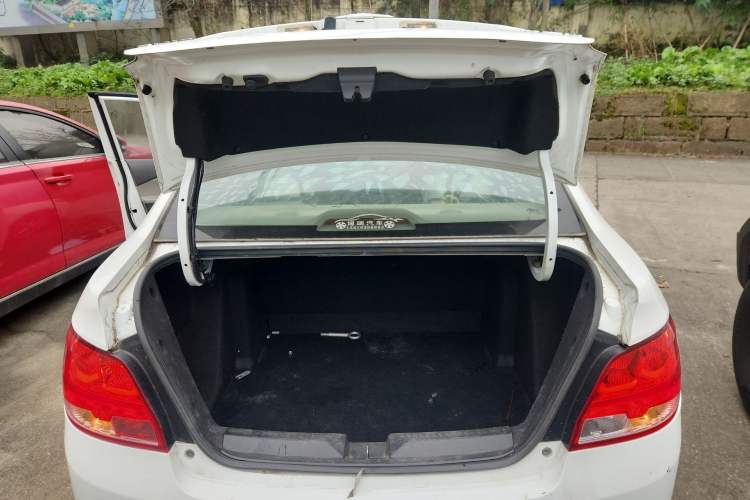 Used Chevrolet Sail 2015 Sail 3 1.3L Manual with Ideal Sunroof Edition Trunk