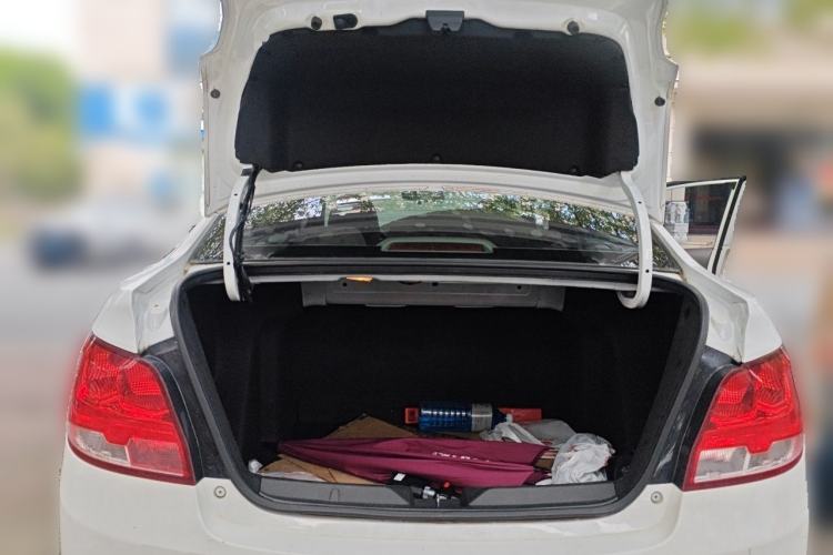 Used Chevrolet Sail 2015 Sail 3 1.3L AMT Ideal Edition Trunk