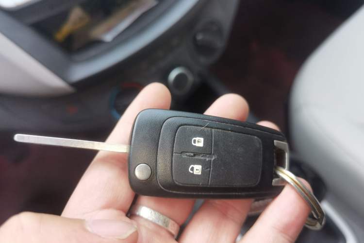Used Chevrolet Sail 2015 Sail 3 1.5L Manual with Ideal Sunroof Edition Vehicle Key