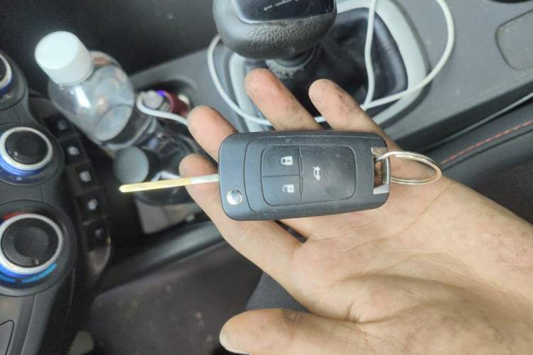 Used Chevrolet Sail 2015 Sail 3 1.5L Manual with Ideal Sunroof Edition Vehicle Key