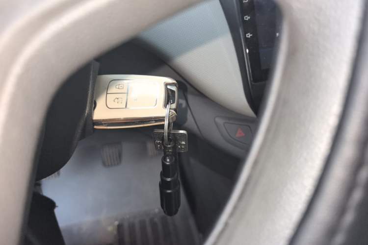 Used Chevrolet Sail 2015 Sail 3 1.3L Manual with Ideal Sunroof Edition Vehicle Key