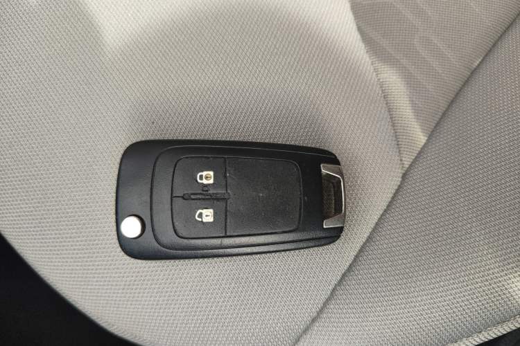 Used Chevrolet Sail 2015 Sail 3 1.5L Manual with Ideal Sunroof Edition Vehicle Key