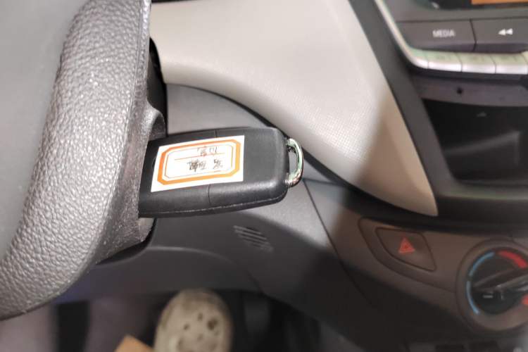 Used Chevrolet Sail 2015 Sail 3 1.3L AMT Ideal Edition Vehicle Key