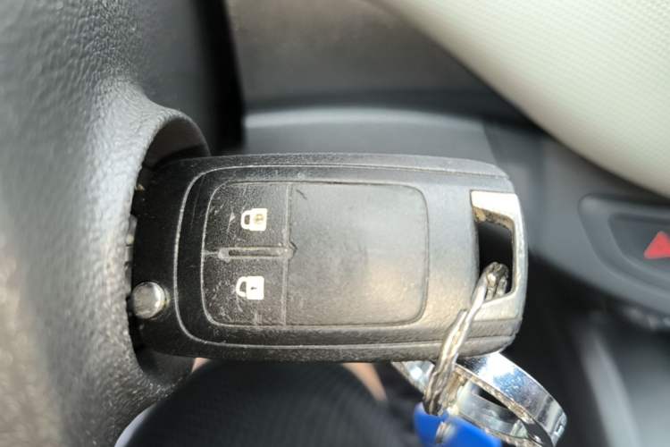Used Chevrolet Sail 2015 Sail 3 1.3L AMT Ideal Edition Vehicle Key