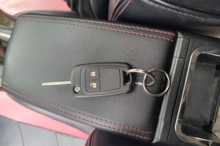 Used Chevrolet Sail 2015 Sail 3 1.5L Manual with Ideal Sunroof Edition Vehicle Key