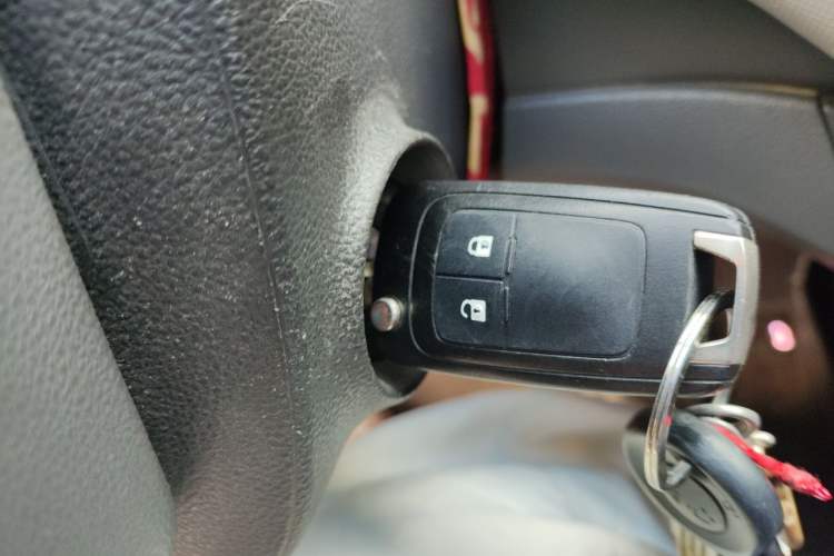 Used Chevrolet Sail 2015 Sail 3 1.5L Manual with Ideal Sunroof Edition Vehicle Key