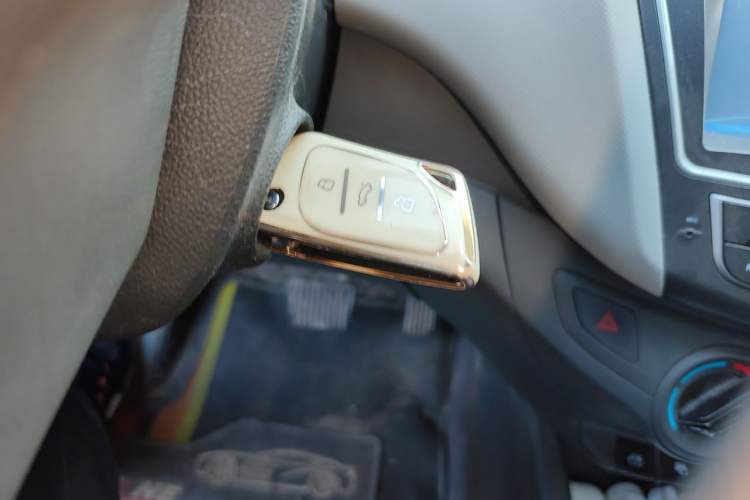 Used Chevrolet Sail 2015 Sail 3 1.3L AMT Ideal Edition Vehicle Key