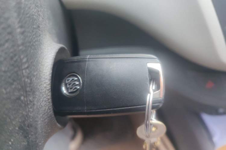 Used Chevrolet Sail 2015 Sail 3 1.5L Manual with Ideal Sunroof Edition Vehicle Key