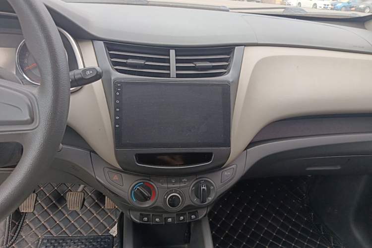 Used Chevrolet Sail 2015 Sail 3 1.3L Manual Ideal Edition Audio And AC Panel