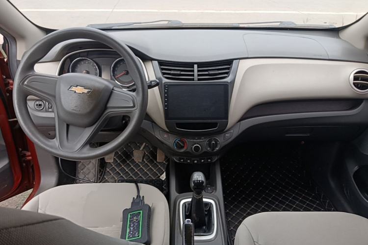 Used Chevrolet Sail 2015 Sail 3 1.3L Manual Ideal Edition Center Console