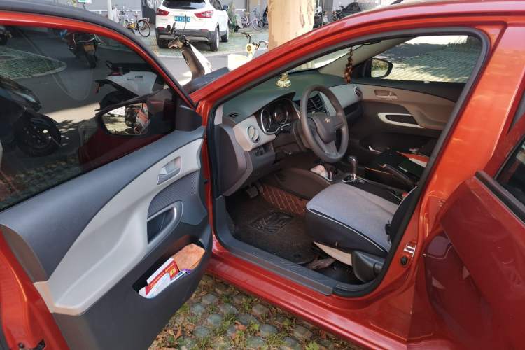 Used Chevrolet Sail 2015 Sail 3 1.3L AMT Ideal Edition Driver Seat