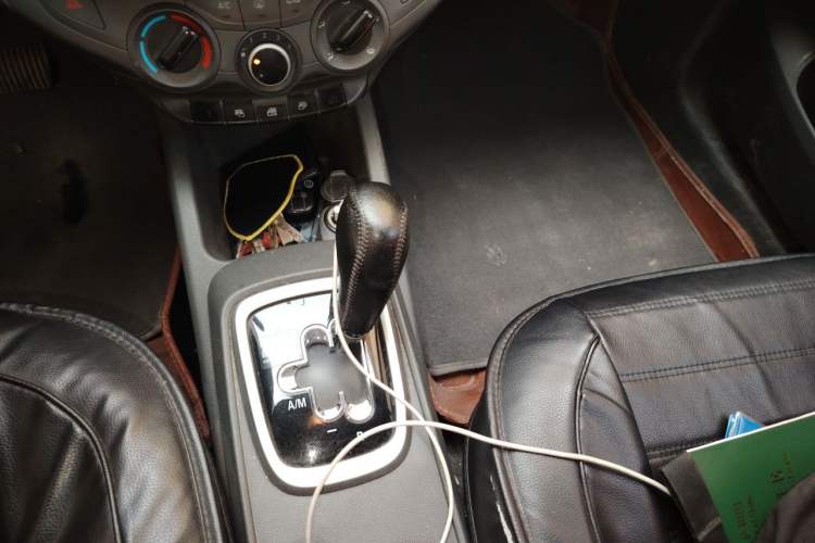 Used Chevrolet Sail 2015 Sail 3 1.3L AMT Ideal Edition Gear Lever
