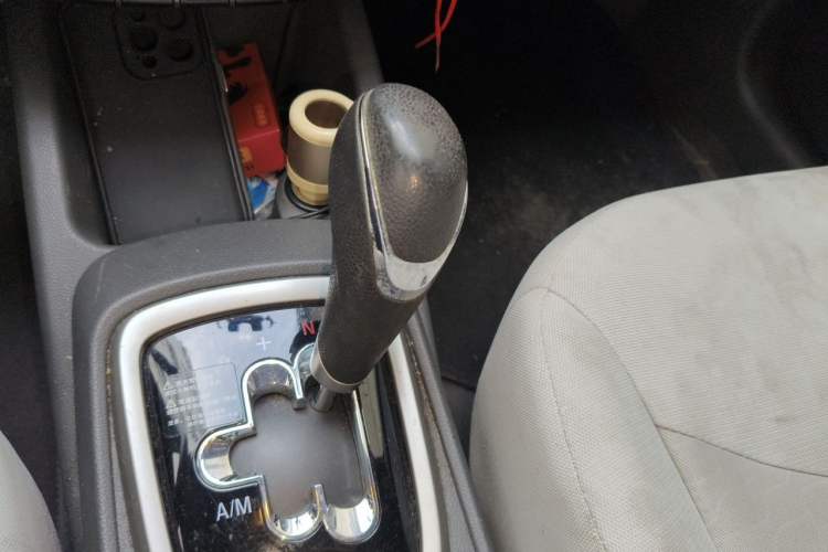 Used Chevrolet Sail 2015 Sail 3 1.3L AMT Ideal Edition Gear Lever