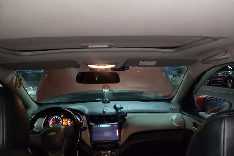 Used Chevrolet Sail 2015 Sail 3 1.5L Manual with Ideal Sunroof Edition Headliner