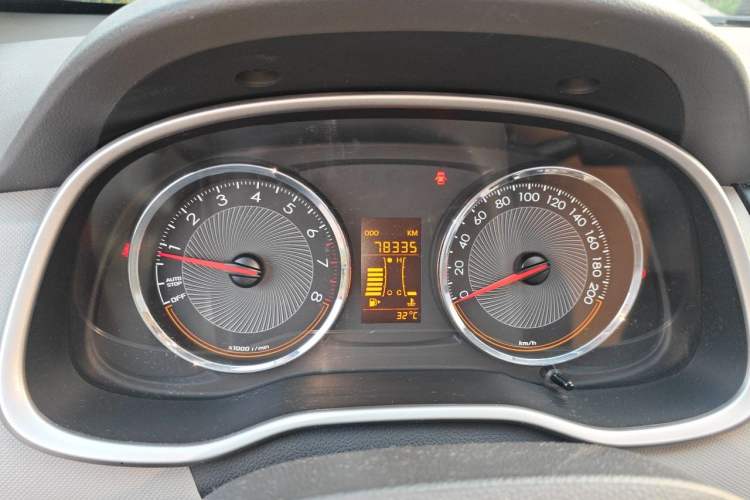 Used Chevrolet Sail 2015 Sail 3 1.5L Manual with Ideal Sunroof Edition Odometer Close Up